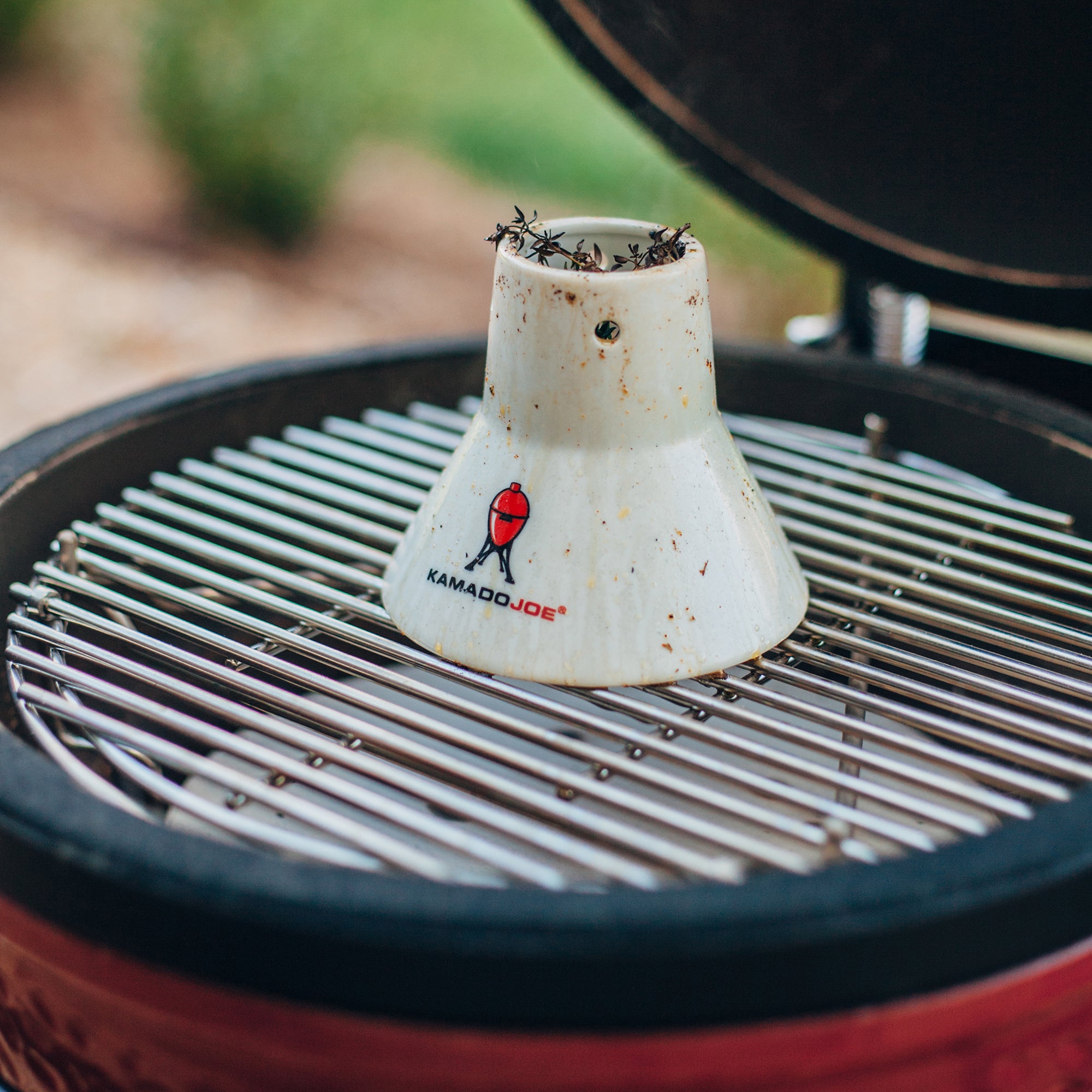 Kamado Joe® Ceramic Chicken Stand