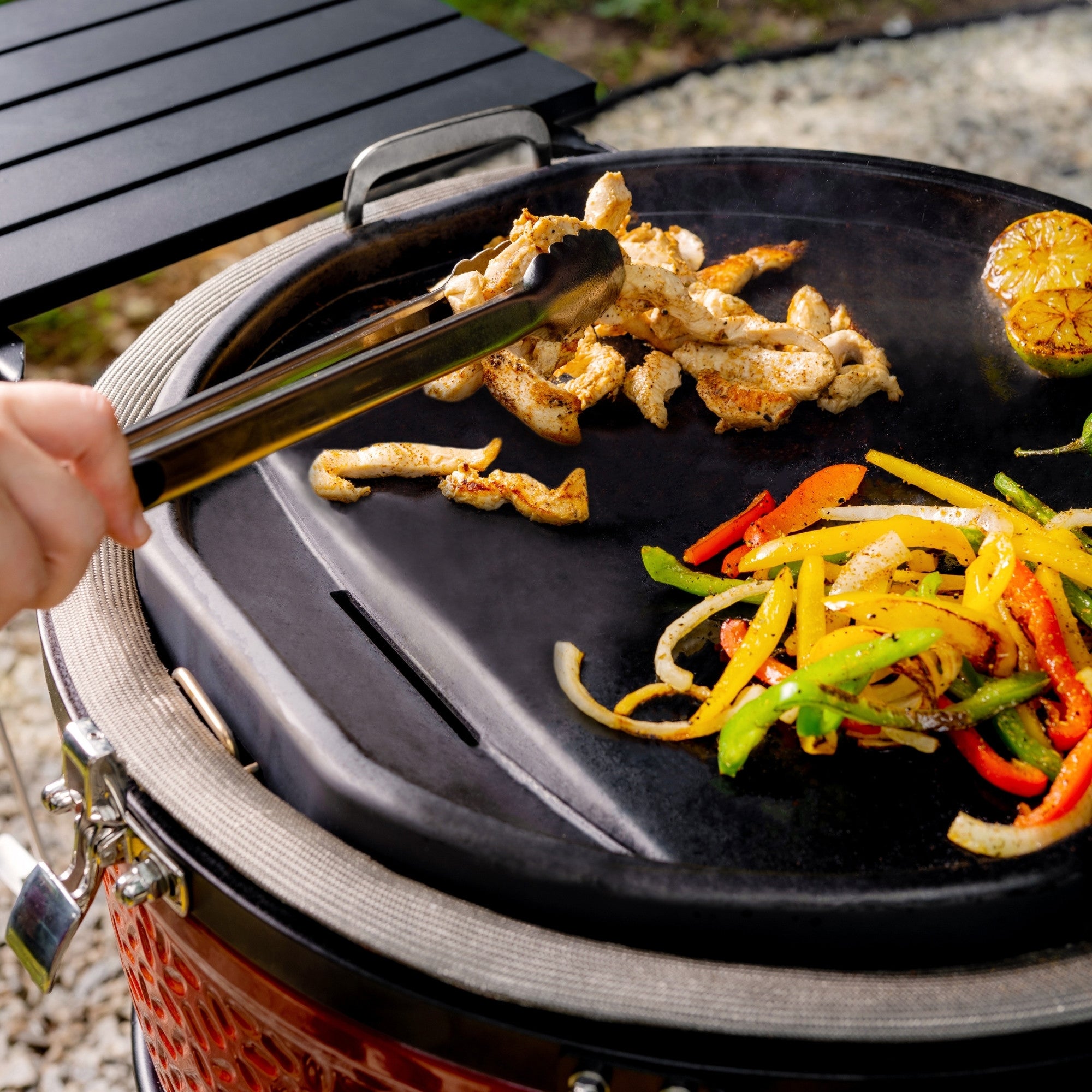 Kamado Joe® Karbon Steel™ Classic Joe® Griddle