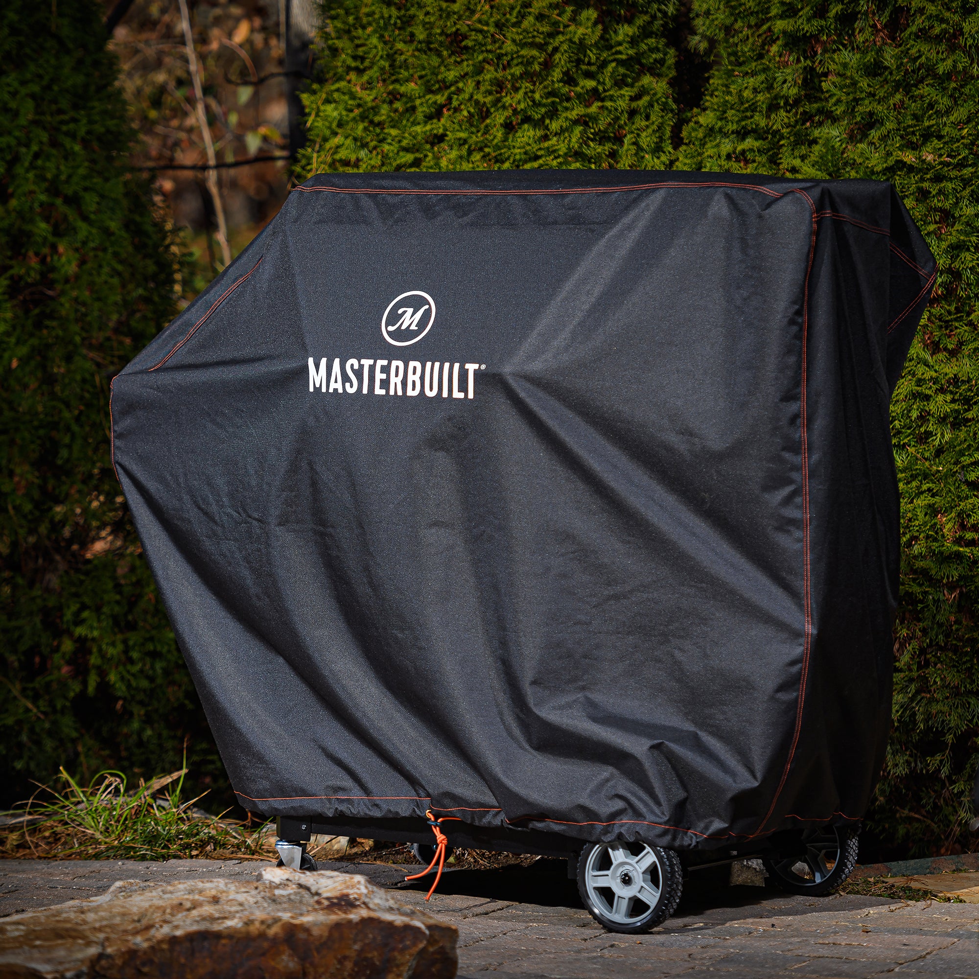 Masterbuilt Connected Charcoal Large Grill Cover